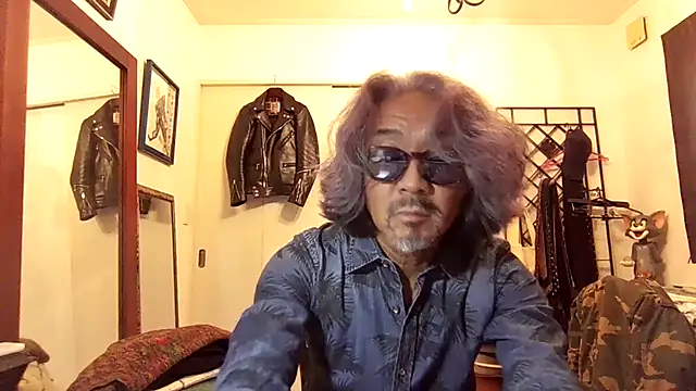 Snapshot of MtaS1 chatting on 02/20/26, 06:26 MtaS1 online show from 02/20/26, 06:26