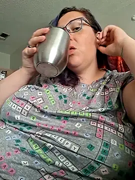 Snapshot of RavenOnyx chatting on 04/19/26, 05:45 RavenOnyx online show from 04/19/26, 05:45