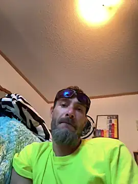 Snapshot of tommattsonn chatting on 06/07/26, 10:46 tommattsonn online show from 06/07/26, 10:46