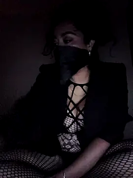 Snapshot of Milove86 chatting on 03/18/26, 04:48 Milove86 online show from 03/18/26, 04:48