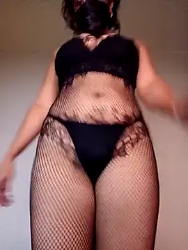 Snapshot of Milove86 chatting on 03/31/26, 04:35 Milove86 online show from 03/31/26, 04:35