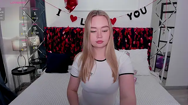 Snapshot of BellaAiry chatting on 02/14/26, 01:46 BellaAiry online show from 02/14/26, 01:46