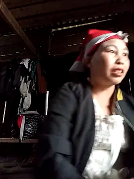 Snapshot of lena-cute chatting on 02/12/26, 09:04 lena-cute online show from 02/12/26, 09:04