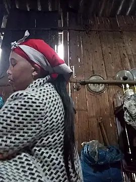 Snapshot of lena-cute chatting on 02/22/26, 12:34 lena-cute online show from 02/22/26, 12:34