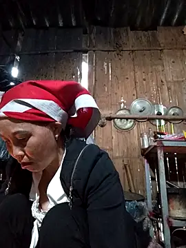 Snapshot of lena-cute chatting on 03/02/26, 11:33 lena-cute online show from 03/02/26, 11:33