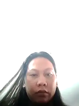 Snapshot of Sweet_pinayxx chatting on 02/14/26, 01:35 Sweet pinayxx online show from 02/14/26, 01:35