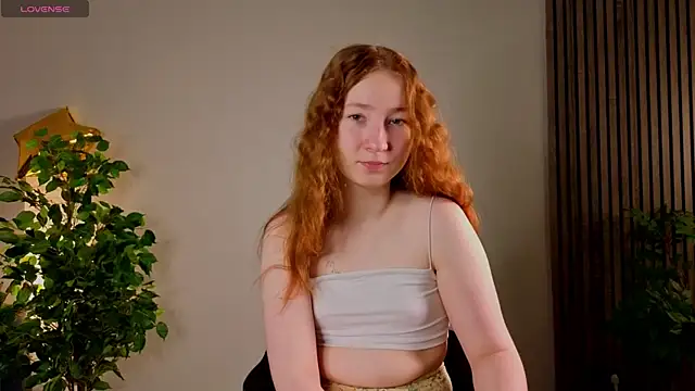 MaraButtrey online show from 03/12/26, 01:12