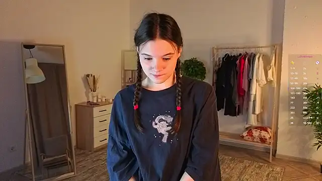 Snapshot of MirthaZien chatting on 02/11/26, 01:21 MirthaZien online show from 02/11/26, 01:21