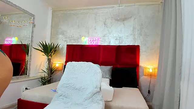 Snapshot of YasmineDelight chatting on 04/02/26, 07:17 YasmineDelight online show from 04/02/26, 07:17