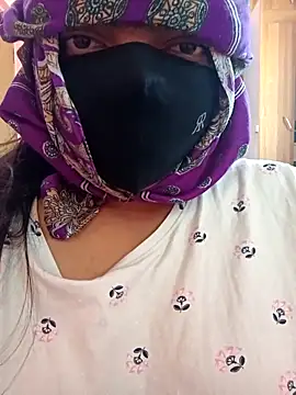 Snapshot of vyshali_vyshu chatting on 03/02/26, 03:30 vyshali vyshu online show from 03/02/26, 03:30