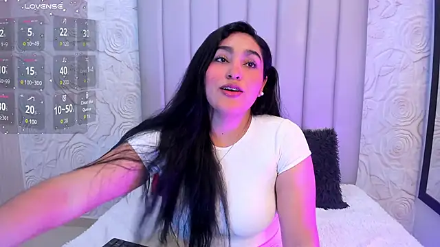 Lya dubois  online show from 02/13/26, 08:49