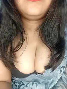 Snapshot of Miss-Prity chatting on 02/26/26, 05:12 Miss-Prity online show from 02/26/26, 05:12