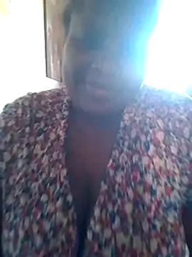Snapshot of bonny1634 chatting on 05/03/26, 09:43 bonny1634 online show from 05/03/26, 09:43