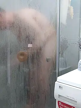 Snapshot of Themaskxxxvideo chatting on 04/24/26, 08:17 Themaskxxxvideo online show from 04/24/26, 08:17