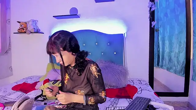 Snapshot of Gemma_honey chatting on 02/18/26, 01:51 Gemma honey online show from 02/18/26, 01:51