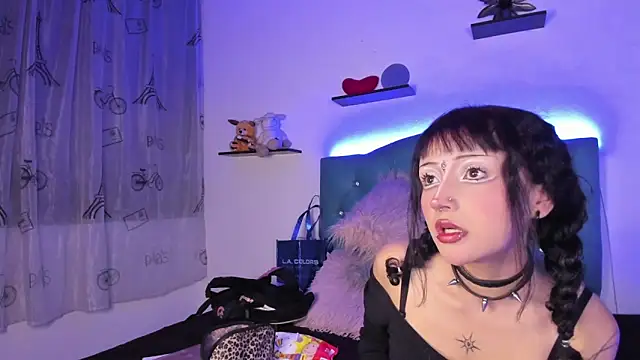 Gemma honey online show from 03/12/26, 01:28