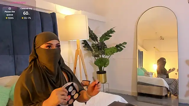 Snapshot of fatimarab__ chatting on 02/27/26, 03:17 fatimarab online show from 02/27/26, 03:17