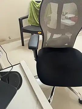 Rah0091 online show from 02/09/26, 08:18