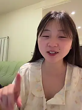 Snapshot of LXR77887 chatting on 04/24/26, 04:31 LXR77887 online show from 04/24/26, 04:31