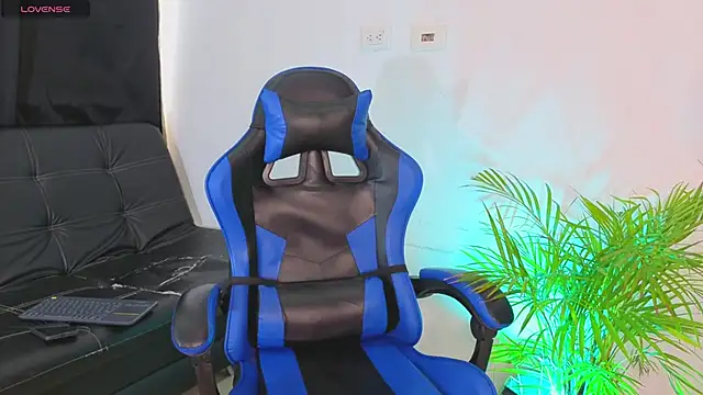 Snapshot of _sol_cute chatting on 02/17/26, 12:45 sol cute online show from 02/17/26, 12:45