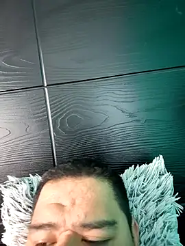 Snapshot of Caliente_Gor chatting on 04/05/26, 02:58 Caliente Gor online show from 04/05/26, 02:58