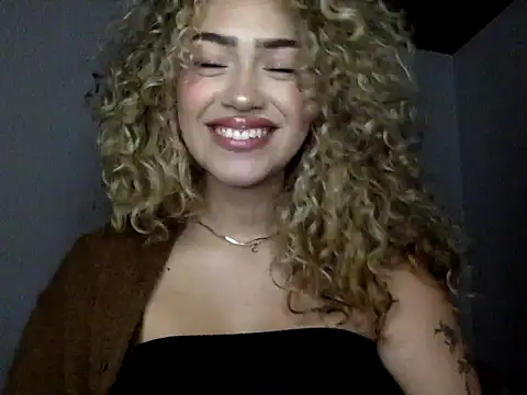 Maddy Beluci online show from 03/05/26, 05:03