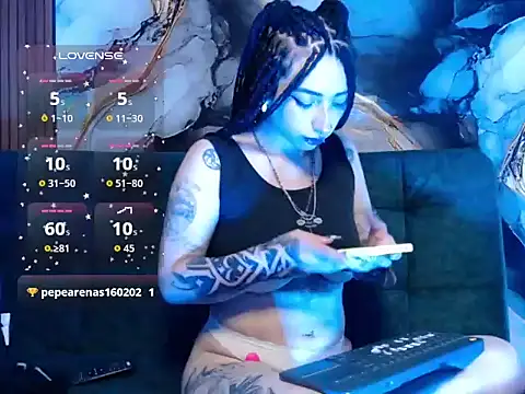 Snapshot of _weird_sativa chatting on 04/25/26, 07:11 weird sativa online show from 04/25/26, 07:11