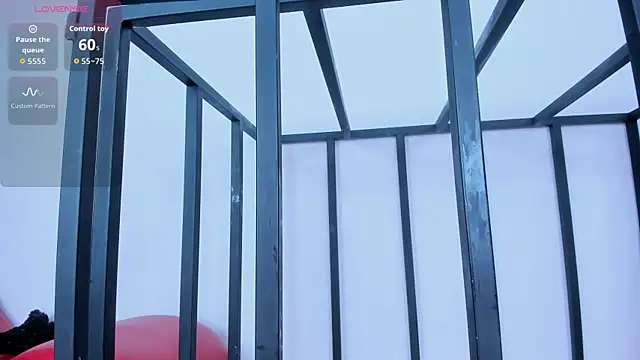 Snapshot of NikkiKros chatting on 03/27/26, 08:26 NikkiKros online show from 03/27/26, 08:26