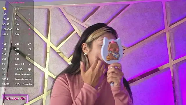 Dahiana Dmour  online show from 03/02/26, 12:34