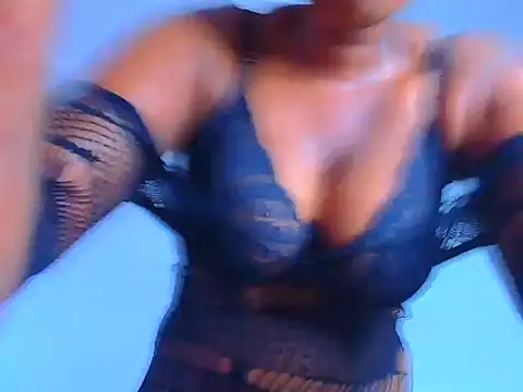 Snapshot of CreamyCurves chatting on 03/12/26, 10:54 CreamyCurves online show from 03/12/26, 10:54