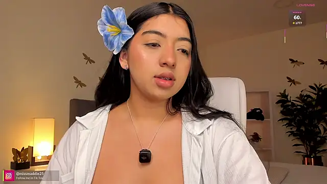 missvancouver online show from 03/19/26, 12:53