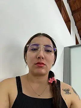 Snapshot of Arya___ chatting on 02/05/26, 02:54 Arya online show from 02/05/26, 02:54