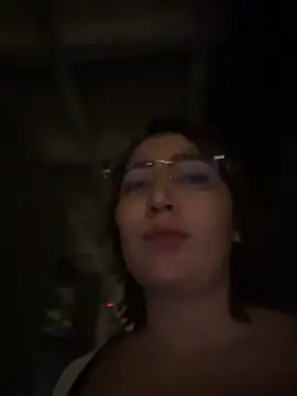 Arya    online show from 05/14/26, 10:38