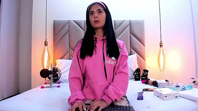 IsabellaFoox online show from 03/10/26, 12:43