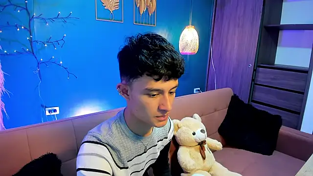 Snapshot of Patrick_Howland_ chatting on 02/12/26, 03:23 Patrick Howland online show from 02/12/26, 03:23