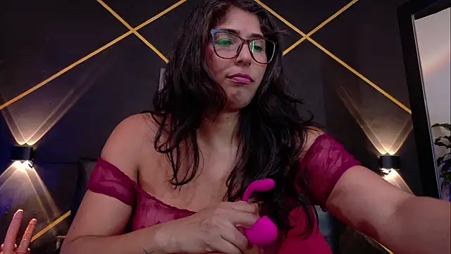 serena kournikova online show from 02/25/26, 09:35