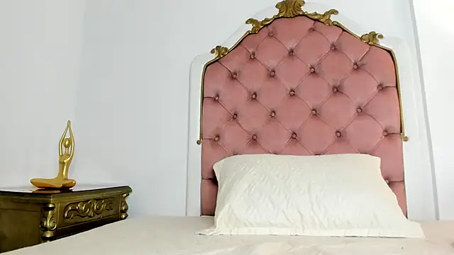 Snapshot of amaia_6 chatting on 04/01/26, 07:22 amaia 6 online show from 04/01/26, 07:22