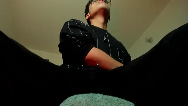 Snapshot of Adonibaskerville4 chatting on 02/18/26, 02:13 Adonibaskerville4 online show from 02/18/26, 02:13