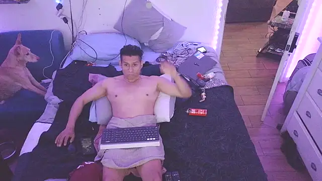 Snapshot of JokerAndyKenwood chatting on 04/23/26, 12:56 JokerAndyKenwood online show from 04/23/26, 12:56