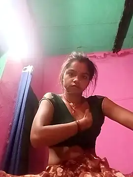 Snapshot of Cut_ikina chatting on 04/05/26, 10:18 Cut ikina online show from 04/05/26, 10:18