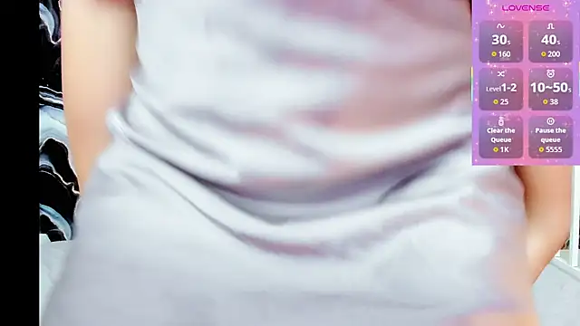 Snapshot of Happy_Tu chatting on 04/21/26, 01:28 Happy Tu online show from 04/21/26, 01:28