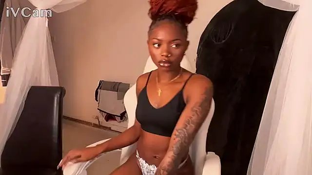 Snapshot of missbbydior chatting on 02/07/26, 10:35 missbbydior online show from 02/07/26, 10:35