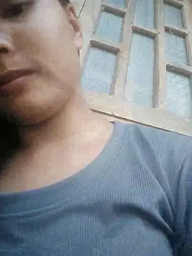 Snapshot of bigdady112 chatting on 04/06/26, 04:57 bigdady112 online show from 04/06/26, 04:57