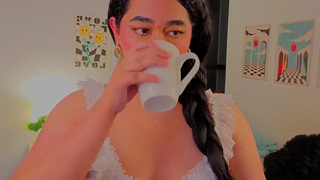 Snapshot of hipatia1moretime chatting on 04/14/26, 06:41 hipatia1moretime online show from 04/14/26, 06:41