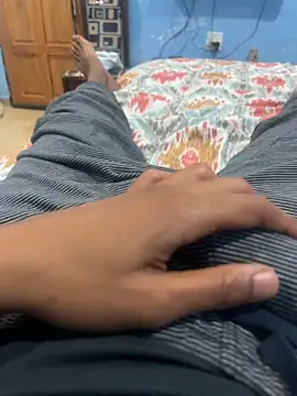 youngsterSA223 online show from 04/05/26, 08:50