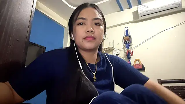 Snapshot of AntoninaDamewood chatting on 02/18/26, 12:45 AntoninaDamewood online show from 02/18/26, 12:45