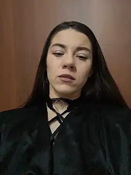 Snapshot of OnlyLeiLa chatting on 03/14/26, 06:35 OnlyLeiLa online show from 03/14/26, 06:35