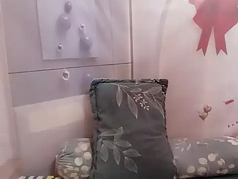 Hello-Kitty001 online show from 03/02/26, 05:30