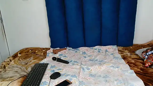 Snapshot of ForeverSexy_ chatting on 02/23/26, 07:17 ForeverSexy online show from 02/23/26, 07:17