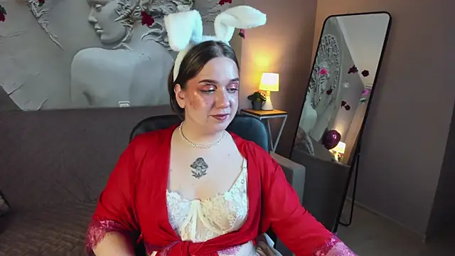 Snapshot of RachelDiRose chatting on 02/15/26, 08:05 RachelDiRose online show from 02/15/26, 08:05